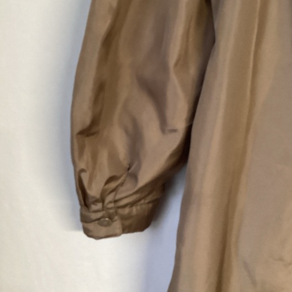 Vintage Rain Shedder Elegant Women’s Tan Long Light Weight Trench Coat Size 9/10 - Picture 7 of 11